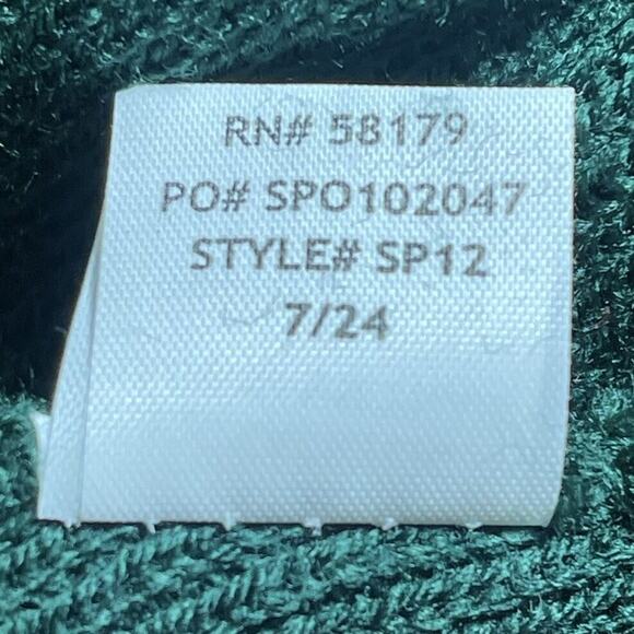 The Dispensary Hat Mens One Size Green Skull Cap Embroidered Cuffed Beanie NEW - Picture 5 of 7